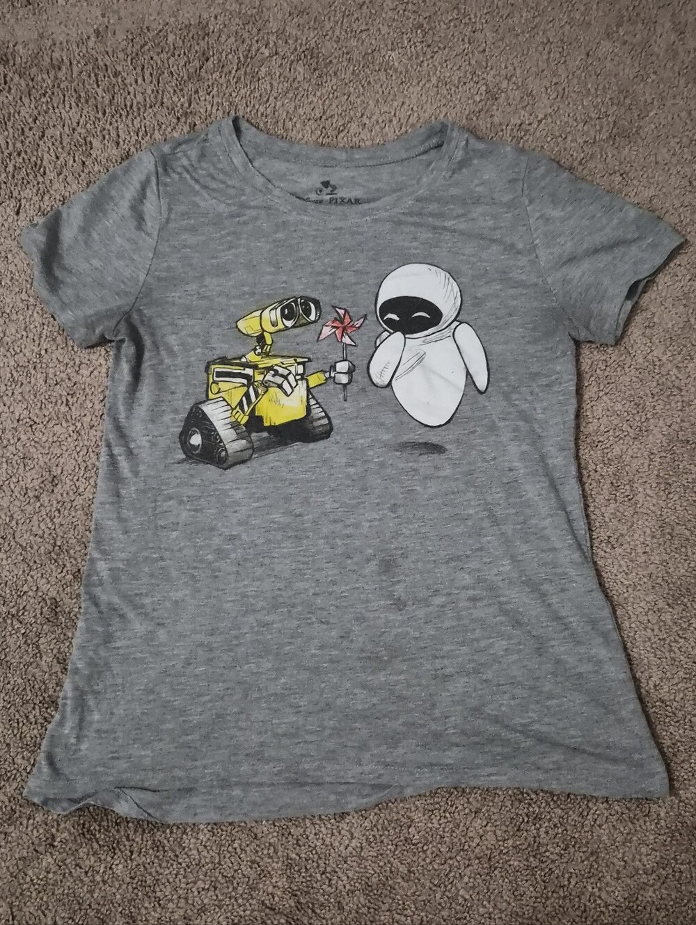 Size Large Disney Pixar Wall-E and Eve graphic tee Gray Short Sleeve Shirt
